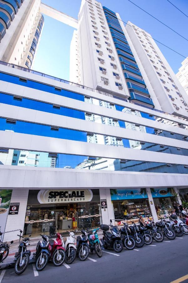Apartamento Av. Brasil Frente Sh. Atlantico Балнеариу-Камбориу Экстерьер фото
